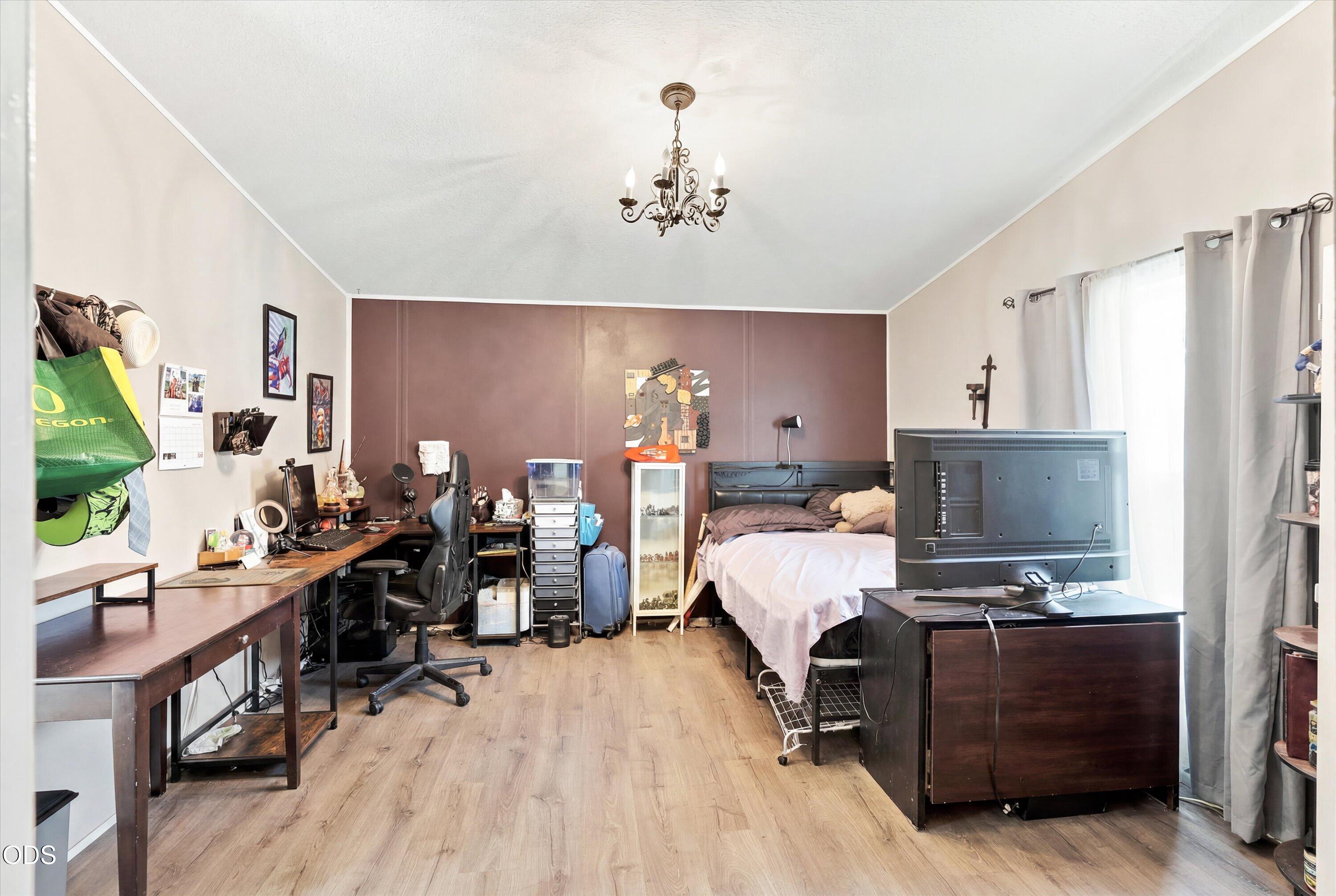 321 Clay Street, SPC 105