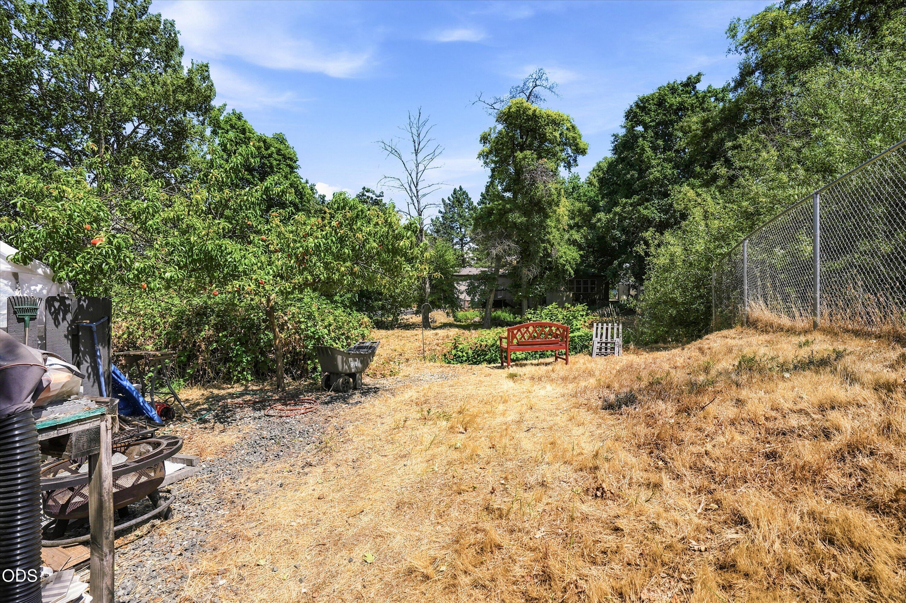 321 Clay Street, SPC 105