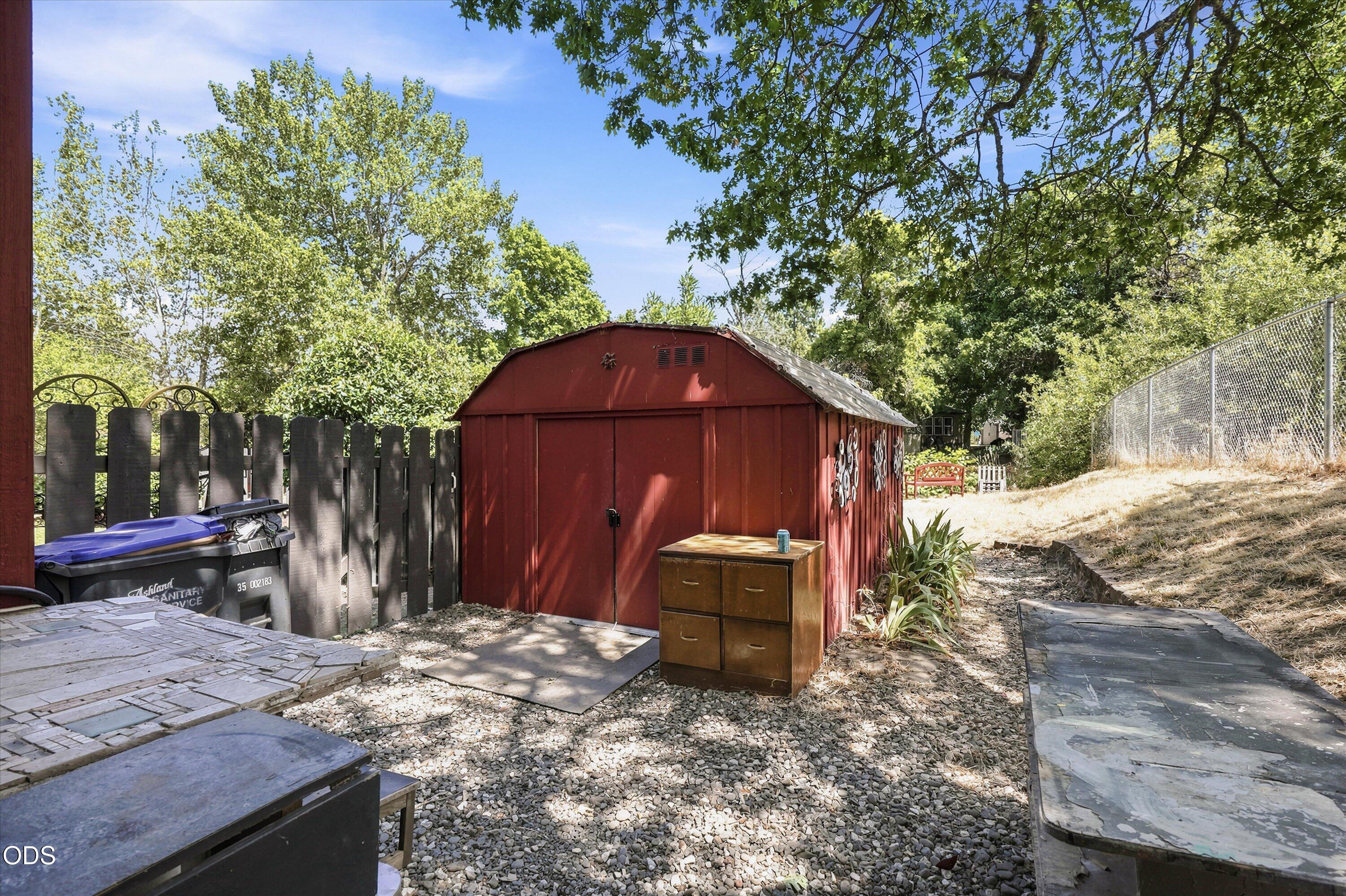 321 Clay Street, SPC 105