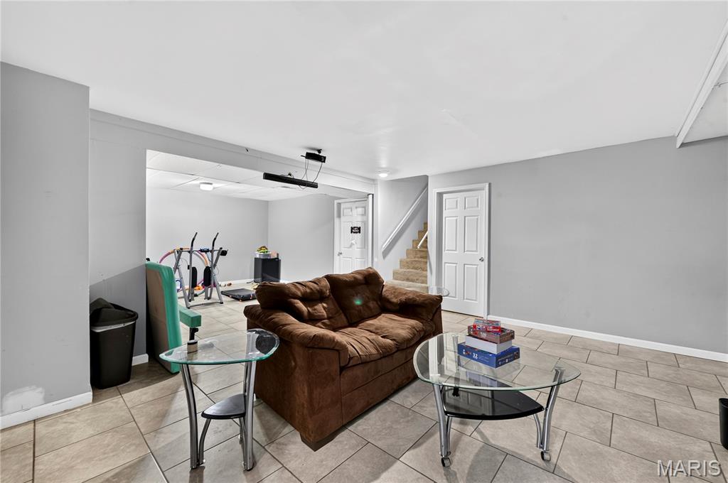 1124 Teson Road