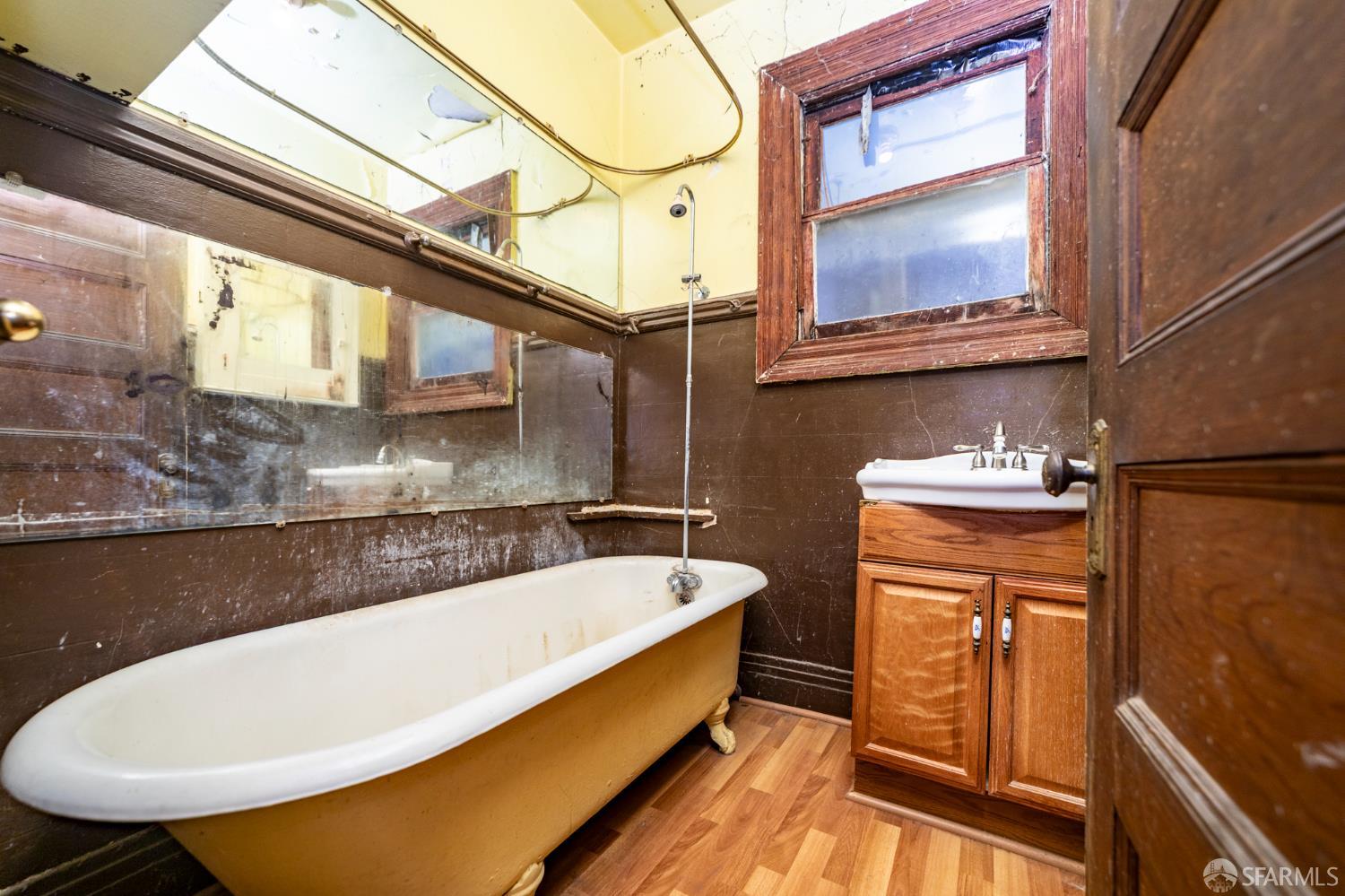 412-414 Central Avenue