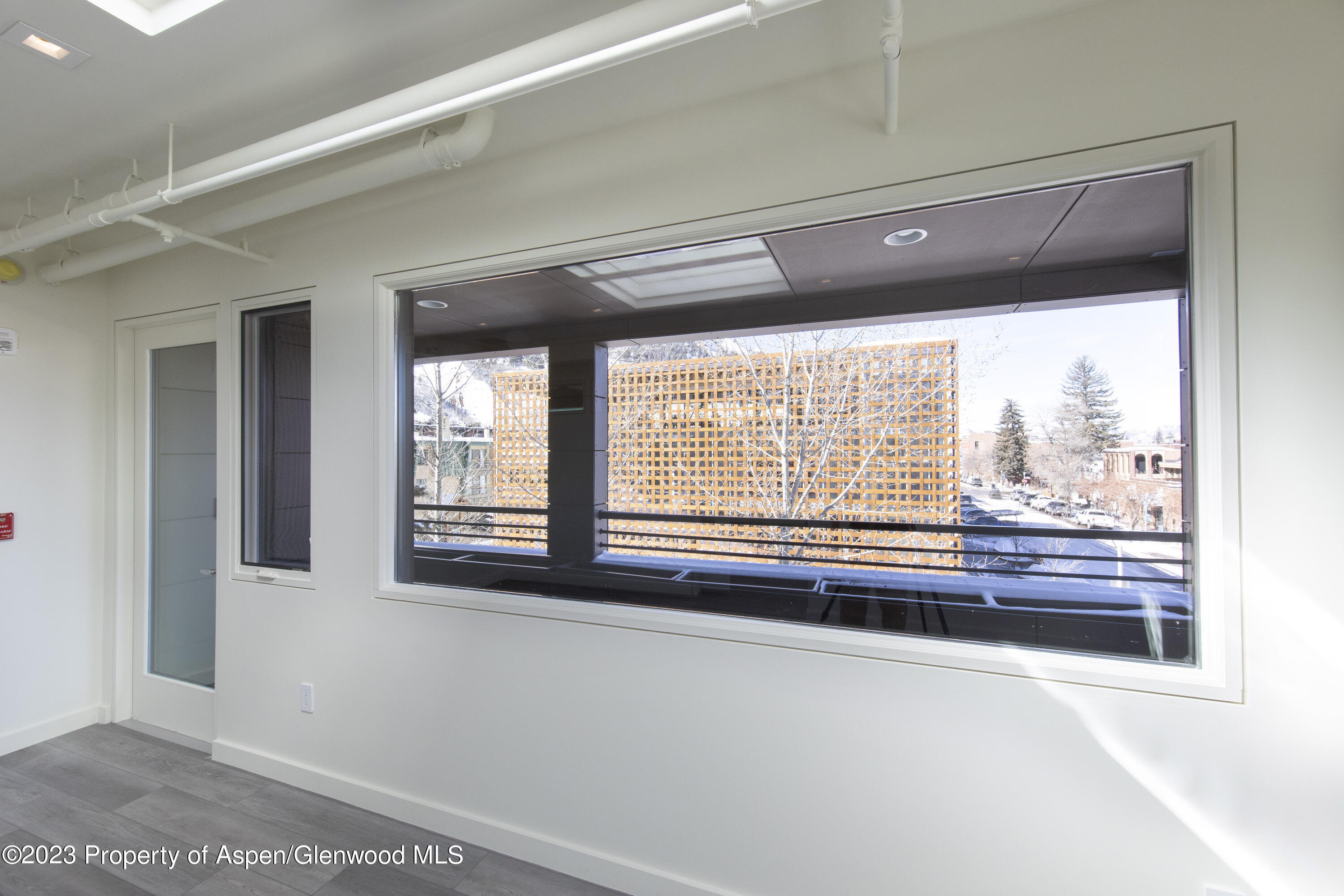 300 S Spring Street, 301