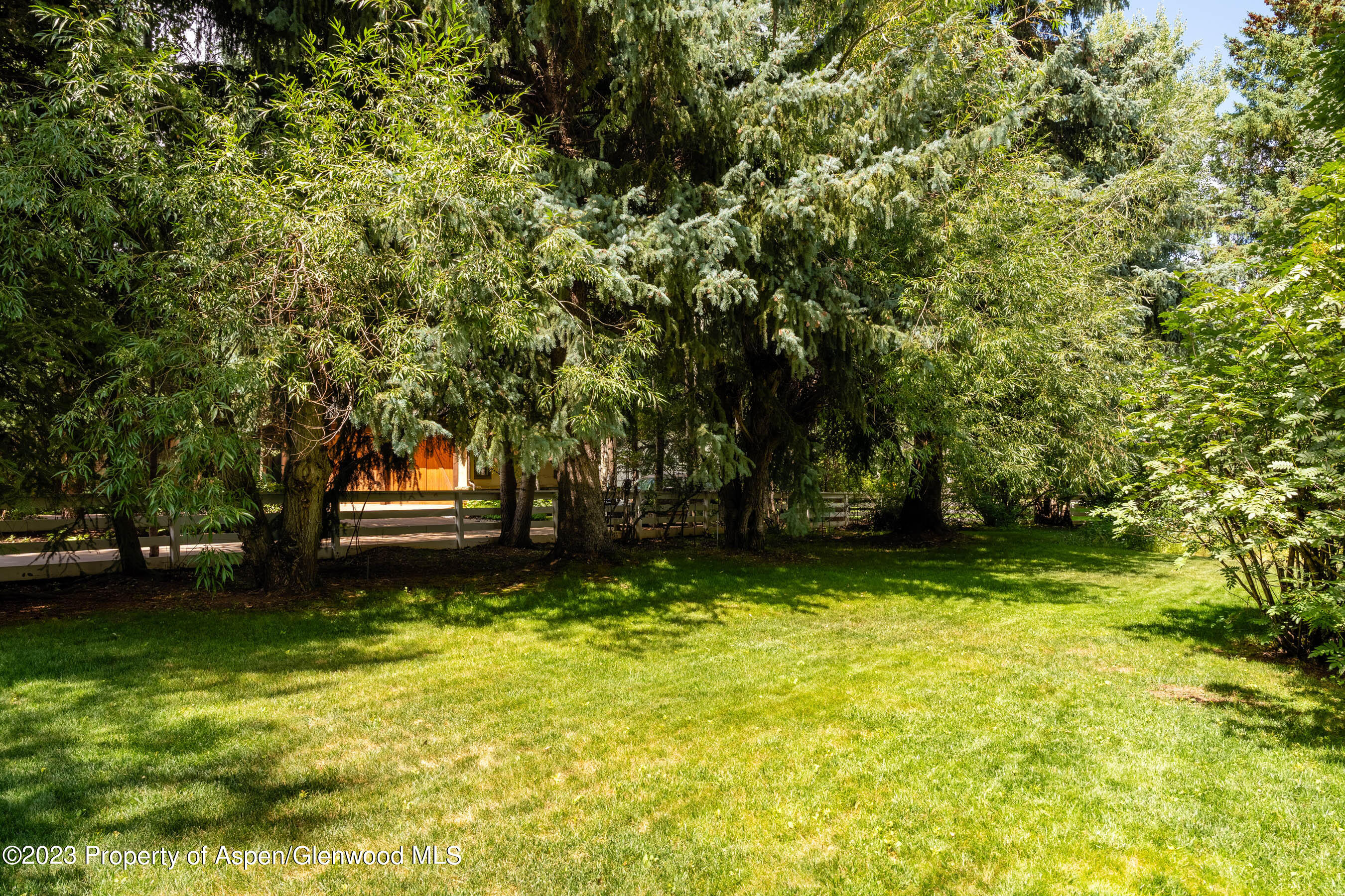 875 Bonita Drive