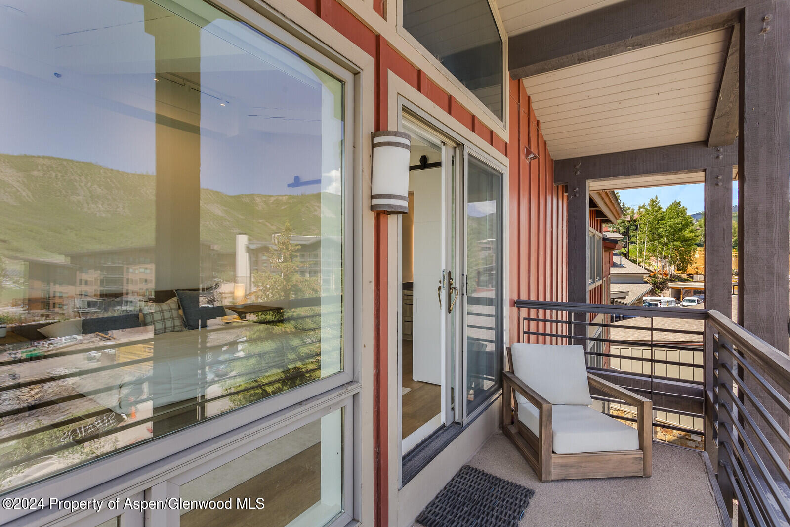 360 Wood Road, 301