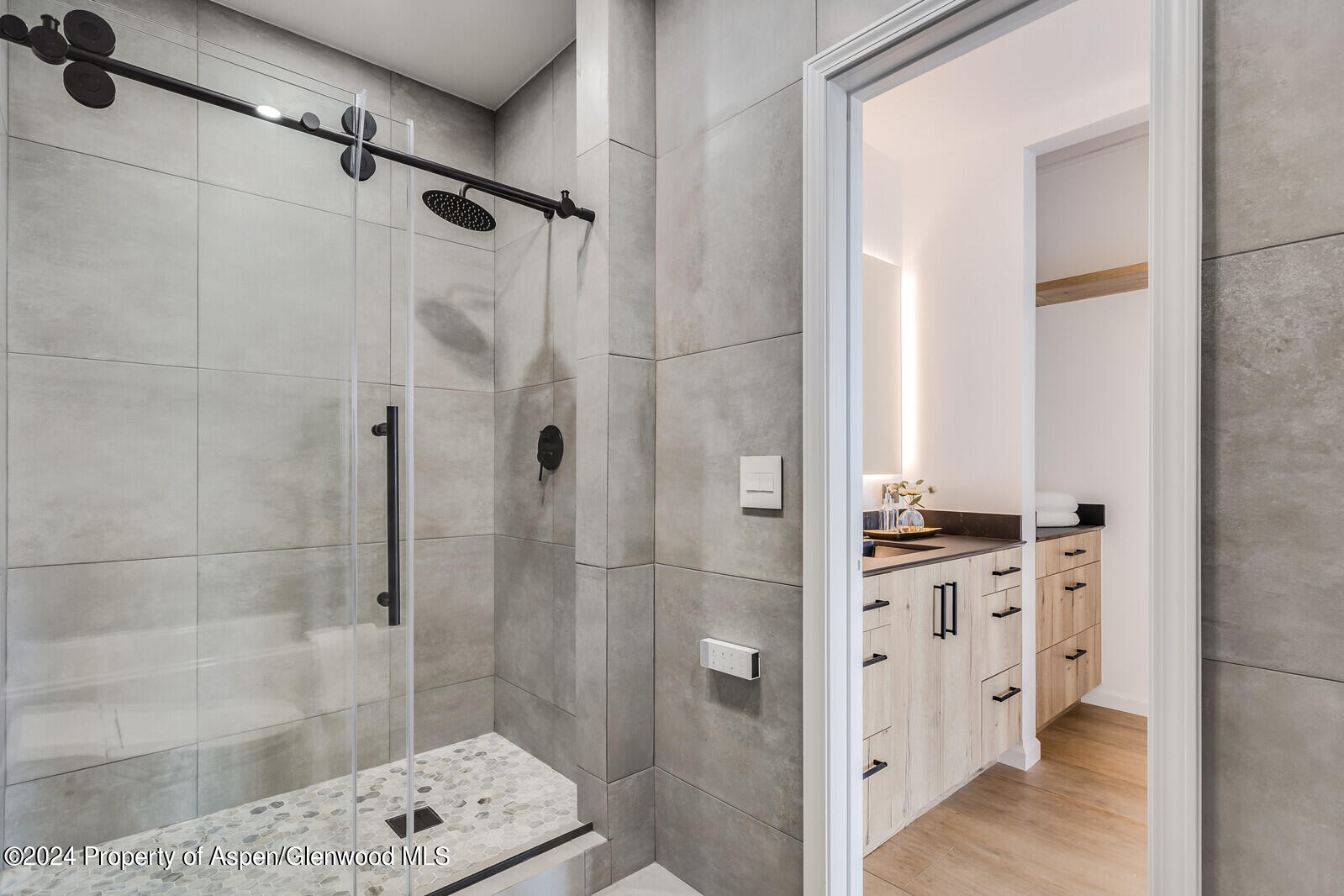 360 Wood Road, 301