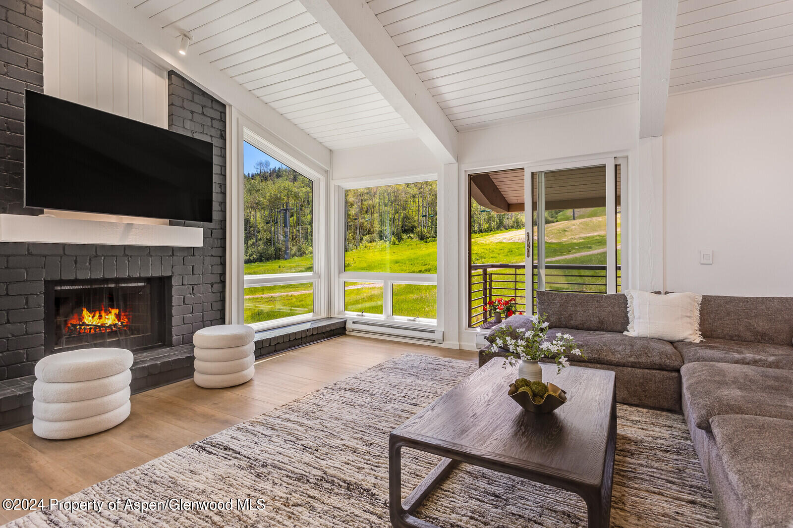 360 Wood Road, 301
