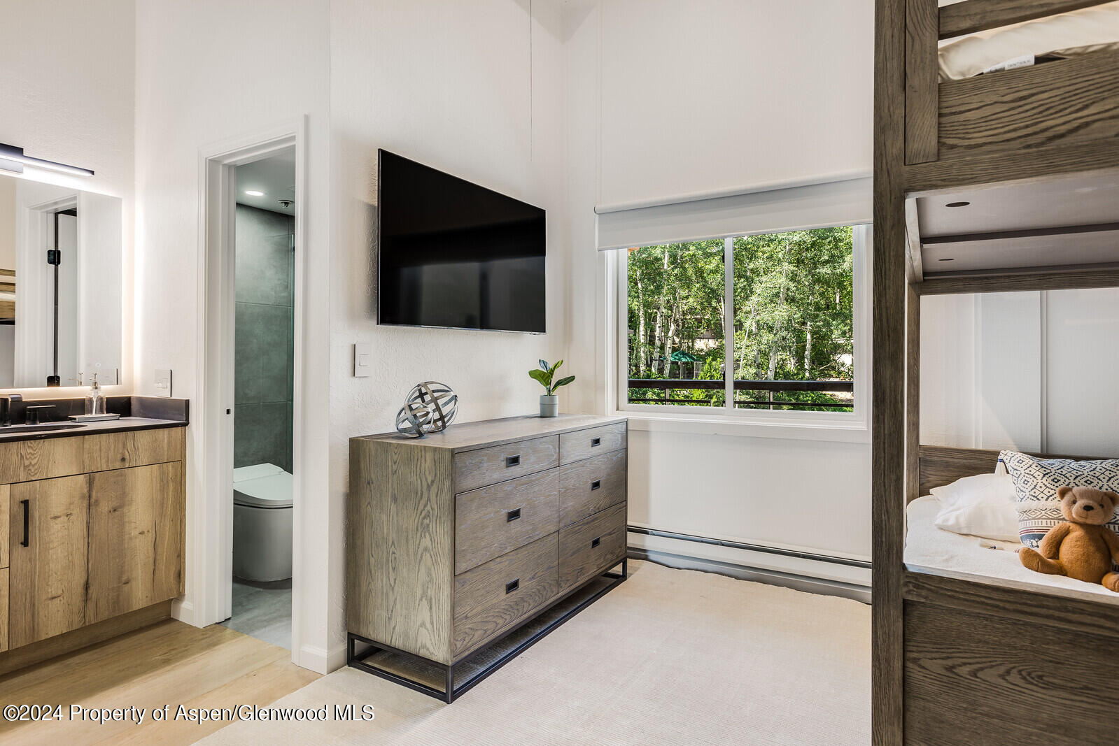 360 Wood Road, 301