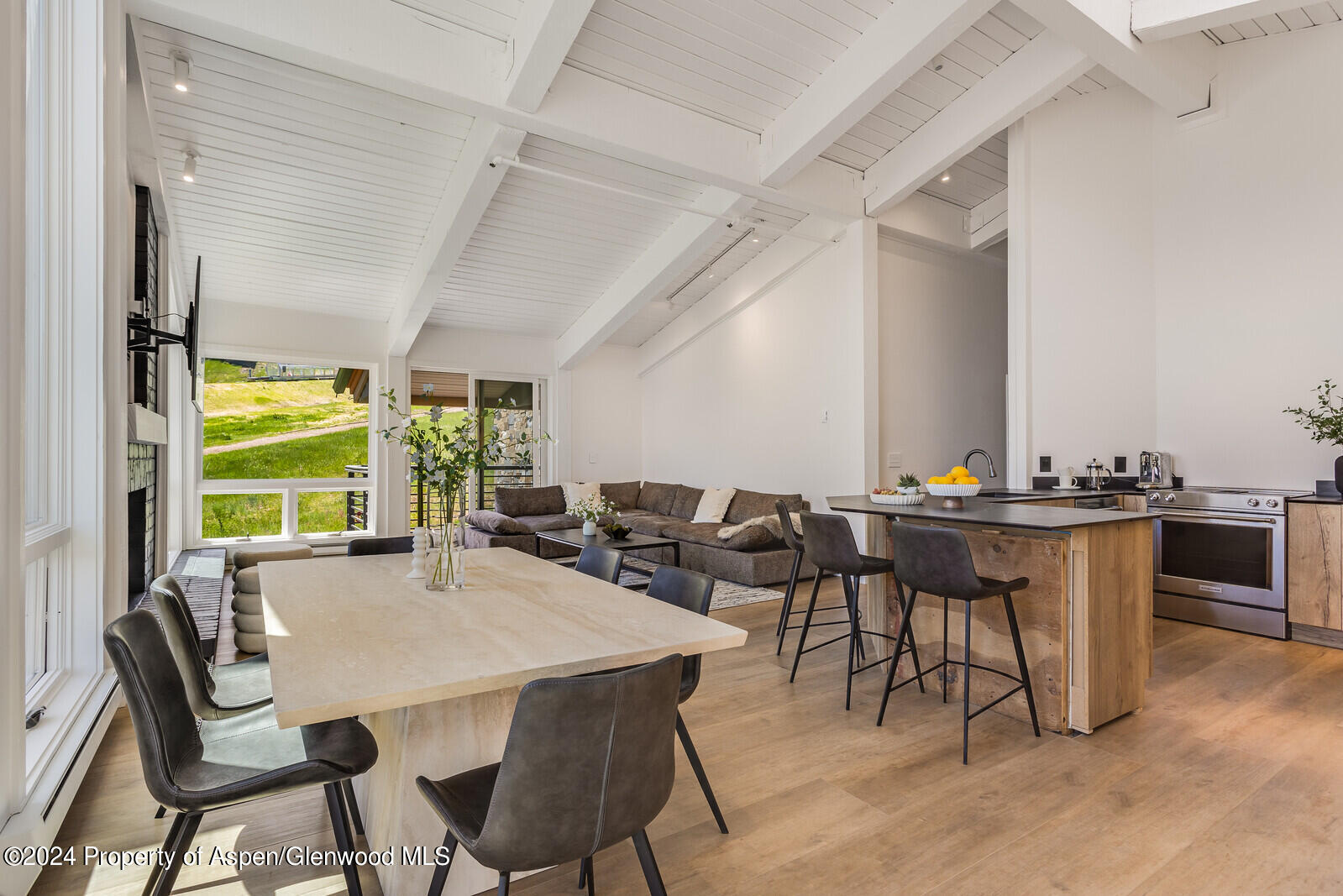 360 Wood Road, 301