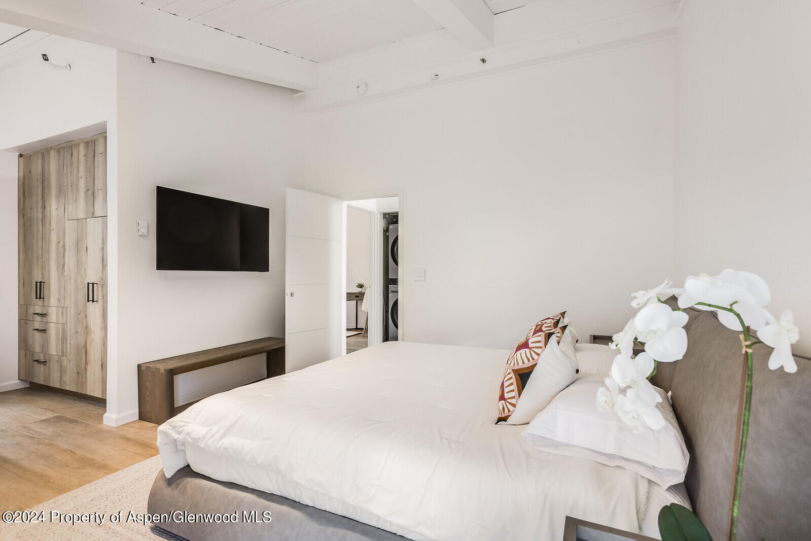 360 Wood Road, 301