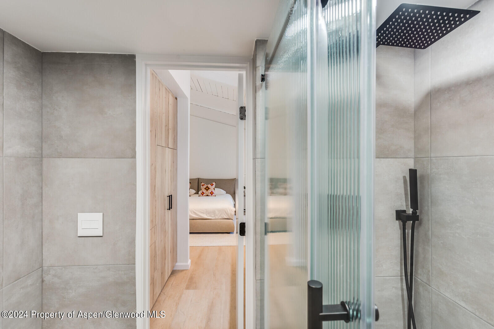 360 Wood Road, 301
