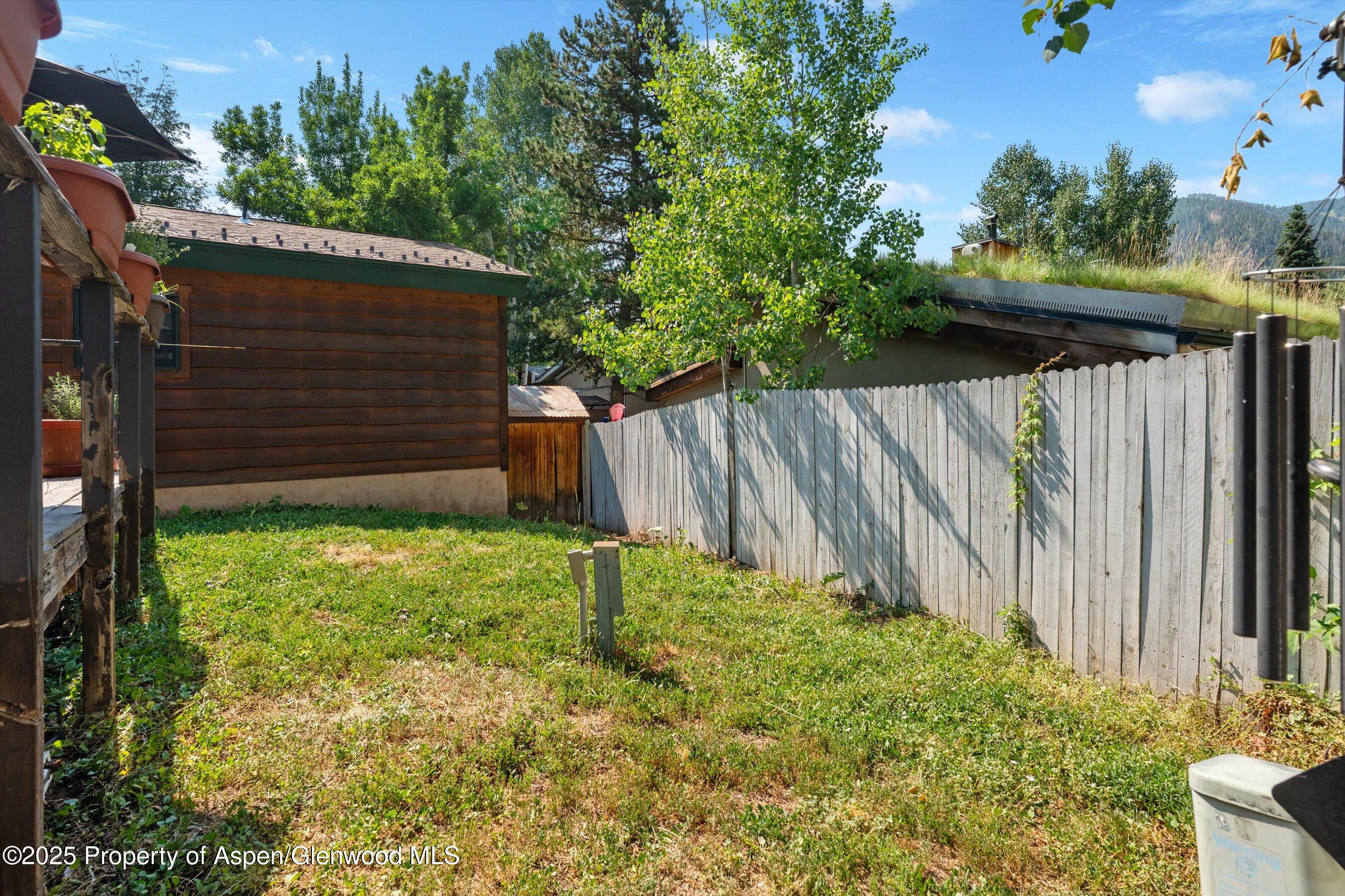 306 Oak Lane