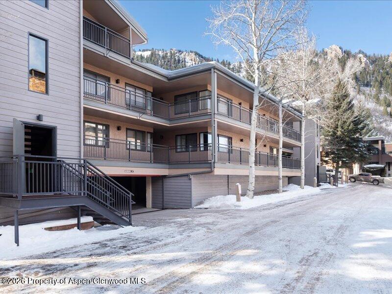 700 S Monarch Street 107