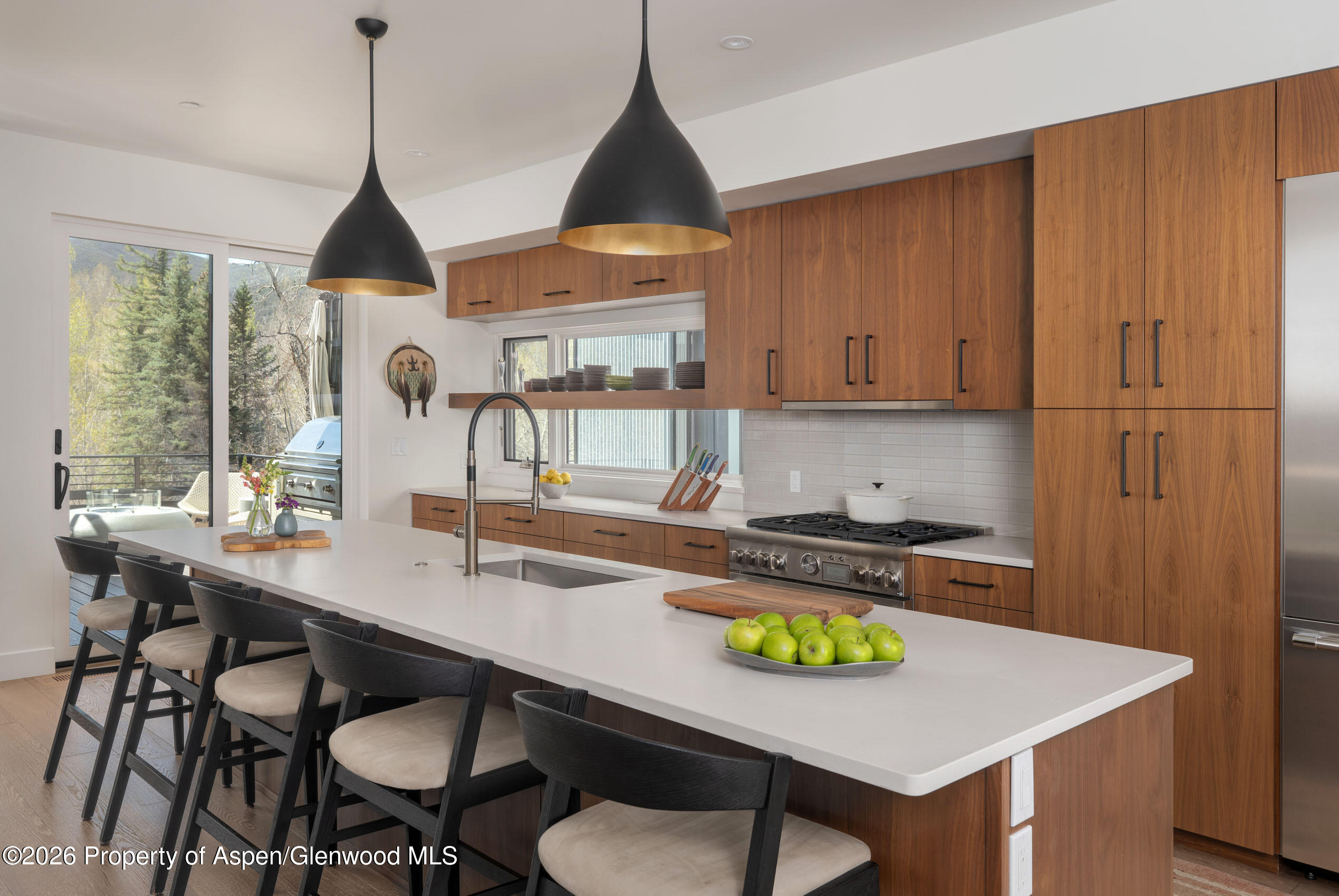 22856 Two Rivers Road