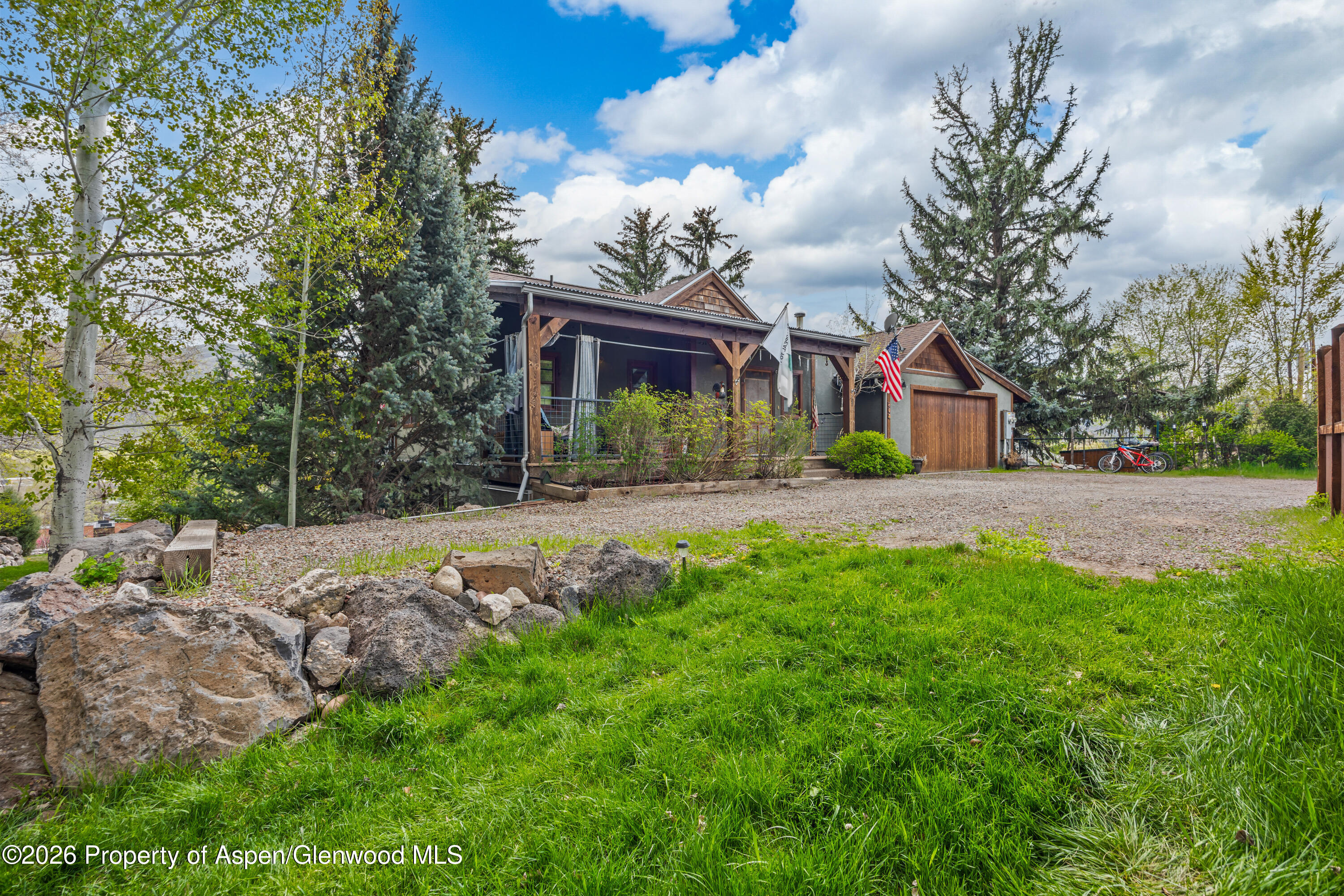 307 E Sopris Drive