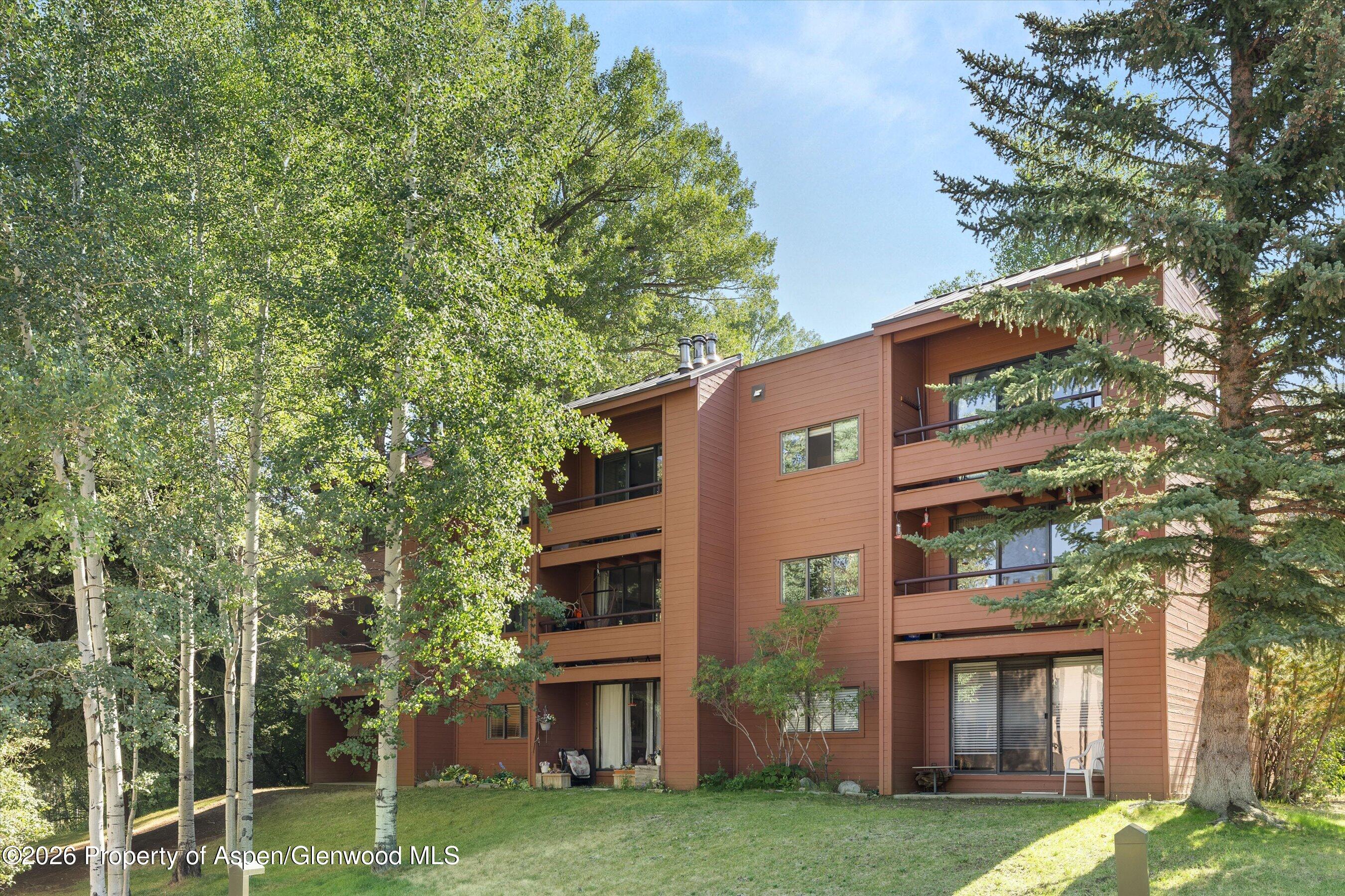 1221 Vine Street 1221