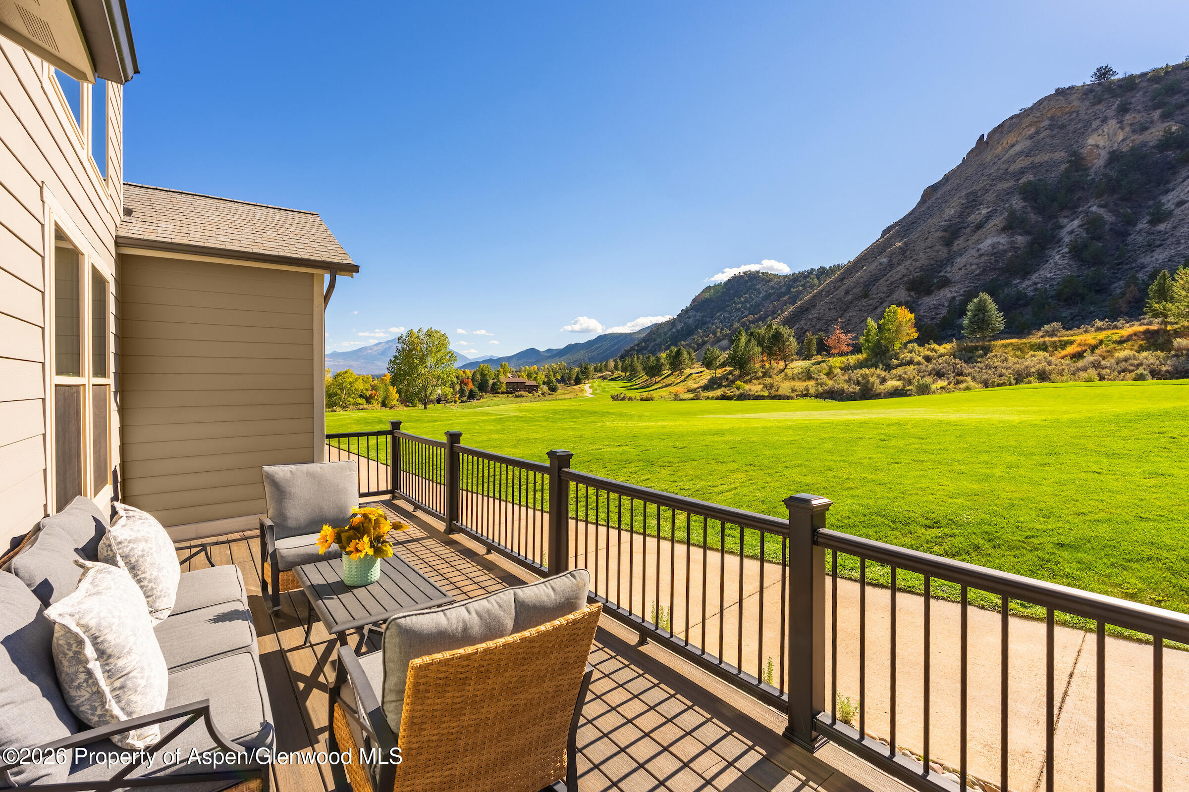 206 River Vista