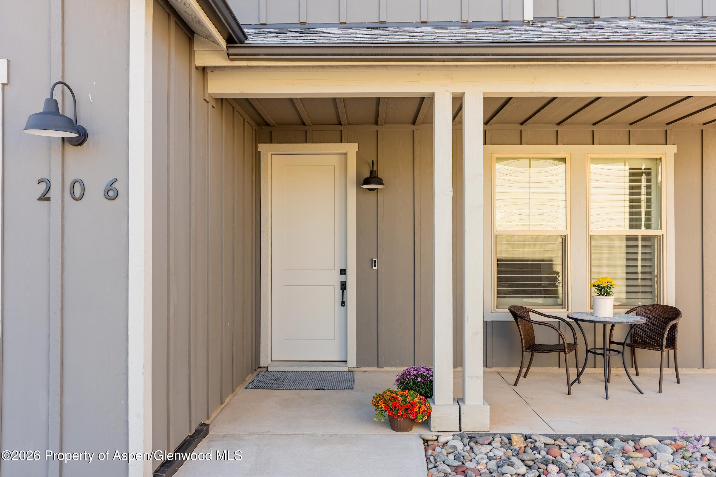 206 River Vista