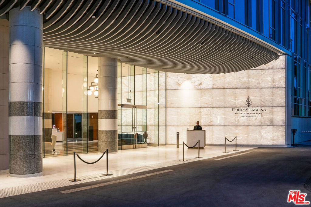 9000 W 3rd Street 103