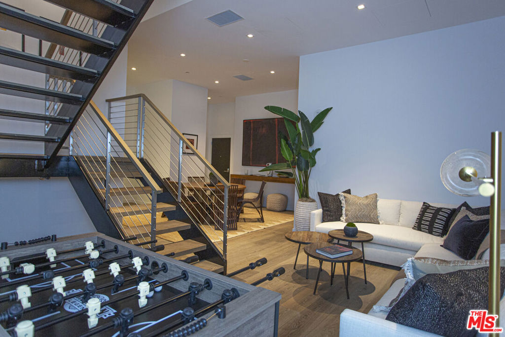 9000 W 3rd Street 103