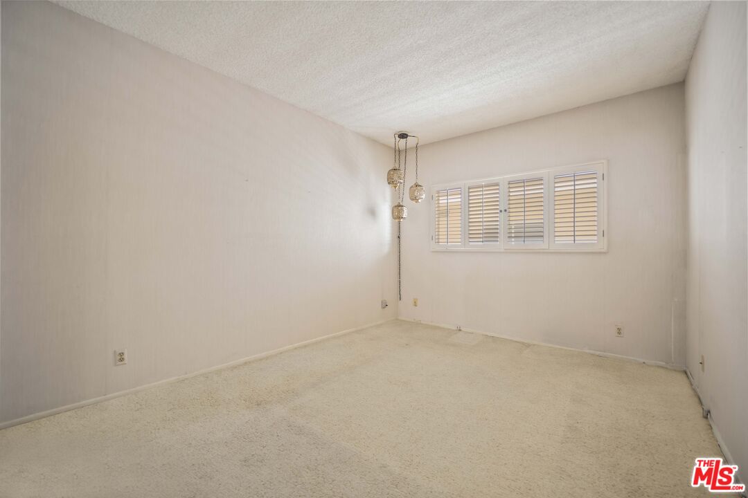1818 Pelham Ave Unit: 205