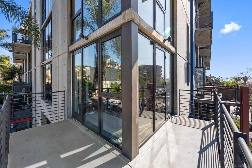 1780 Kettner Blvd 305