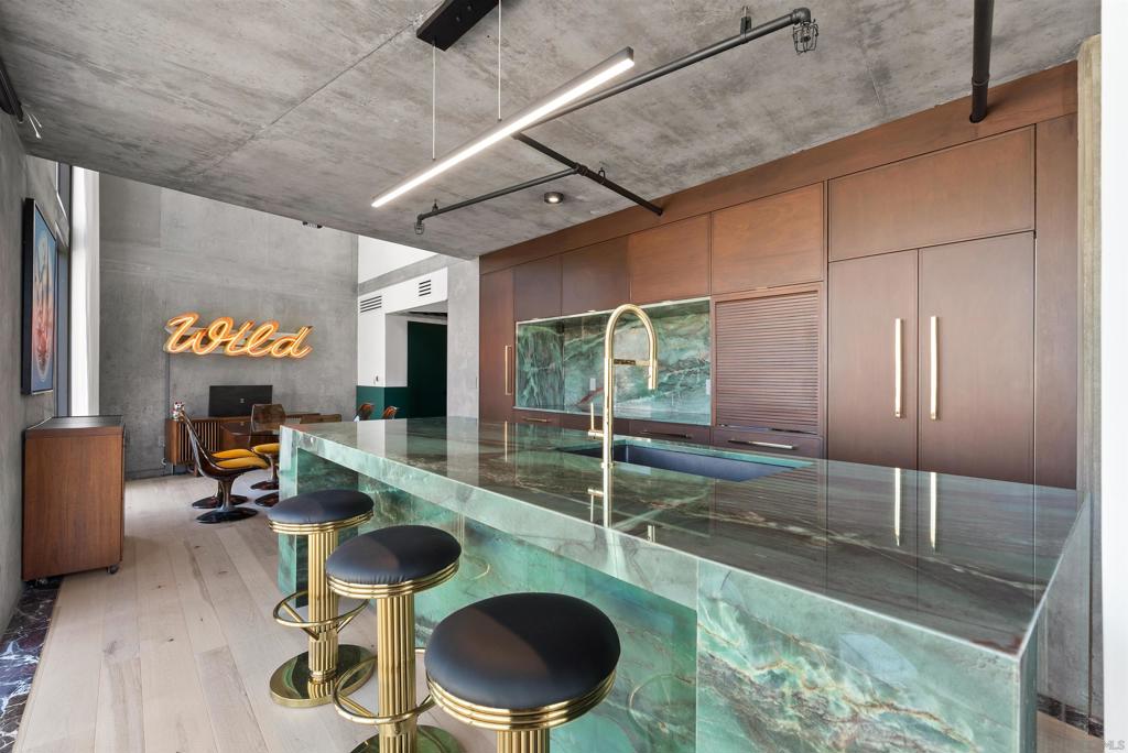 1780 Kettner Blvd 305