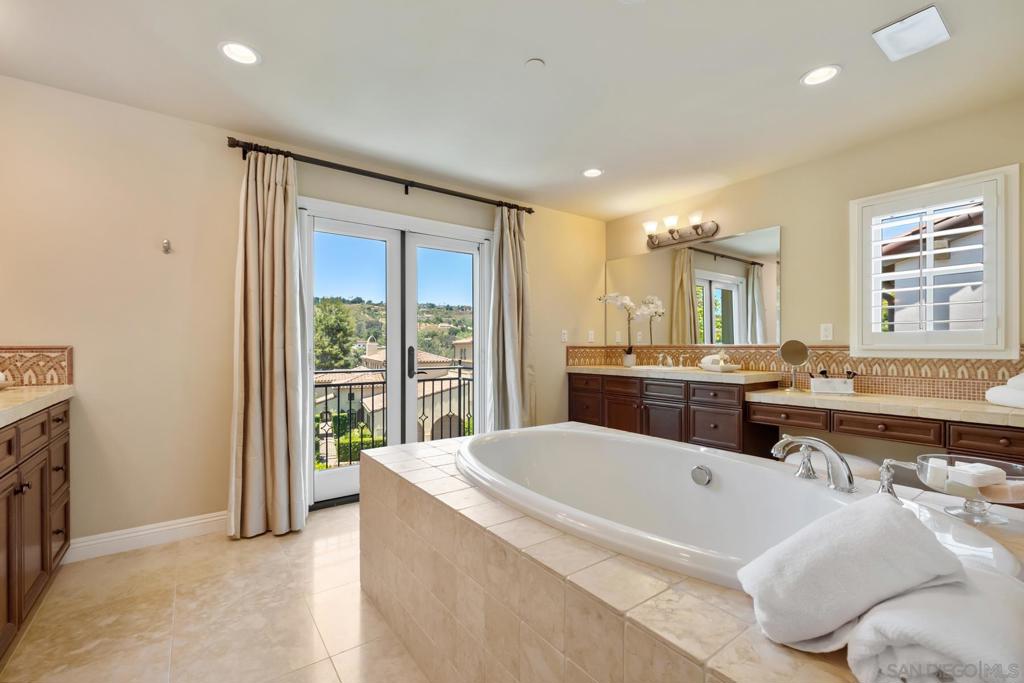 16912 Simple Melody Ln