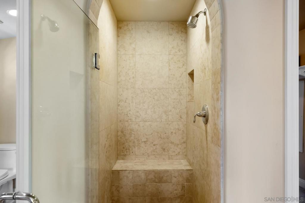 16912 Simple Melody Ln