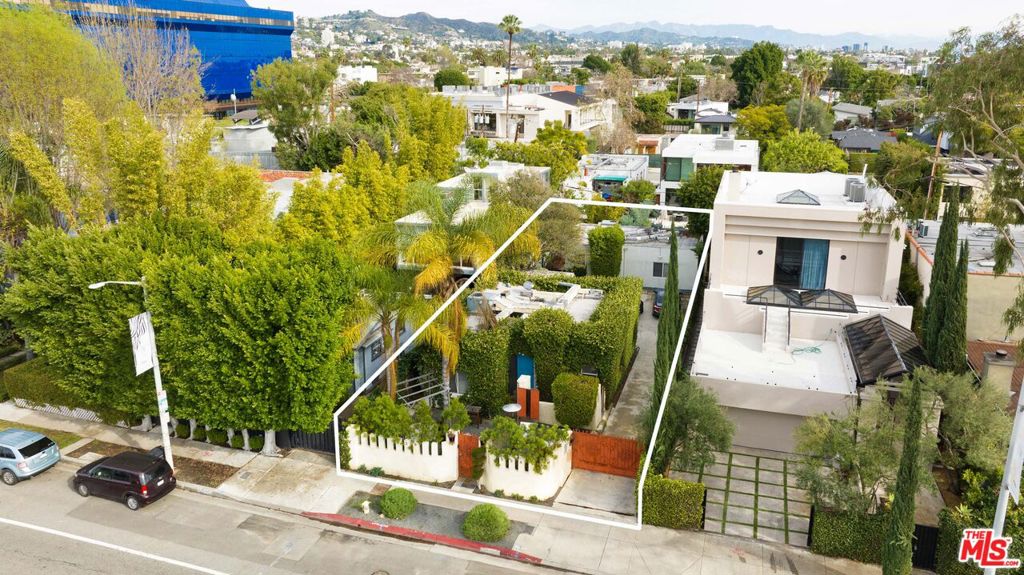 524 N San Vicente Boulevard