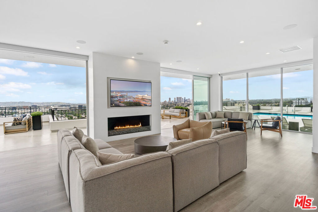 1100 Alta Loma Road 804