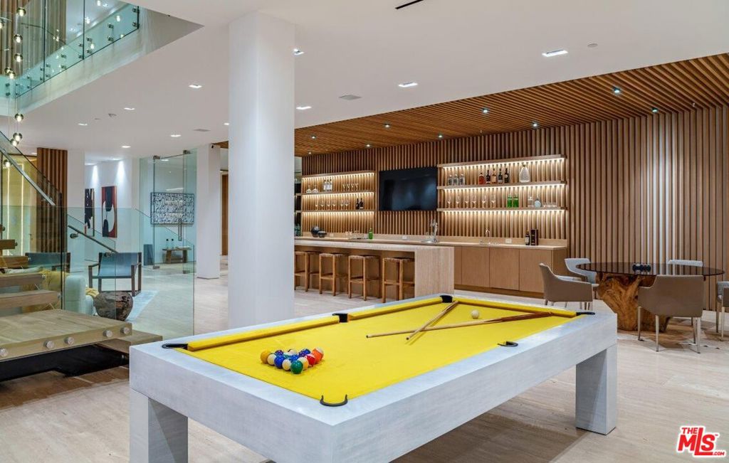 1274 LAGO VISTA Drive