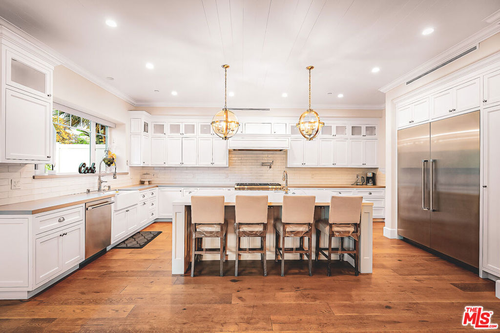 13469 Galewood Street