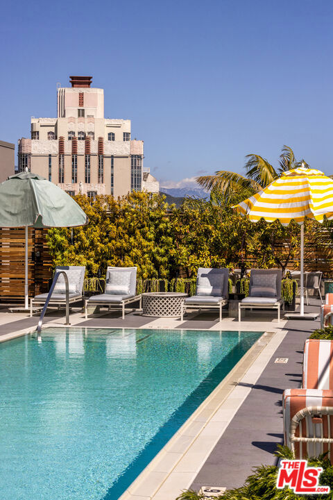 8420 W Sunset Boulevard 107