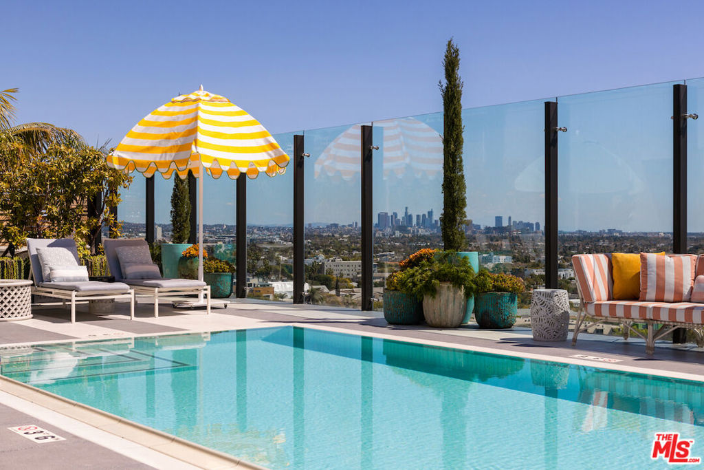 8420 W Sunset Boulevard 107