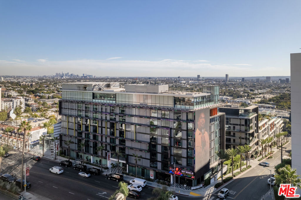 8420 W Sunset Boulevard 107