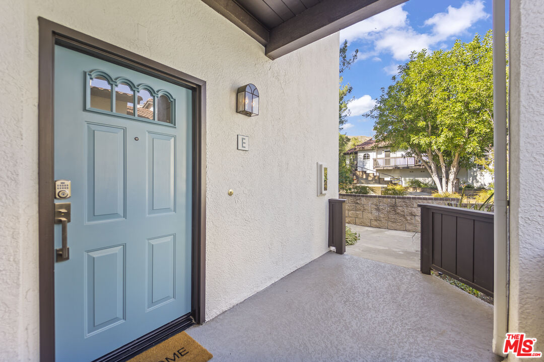 5533 Spanish Oak Ln Unit: E