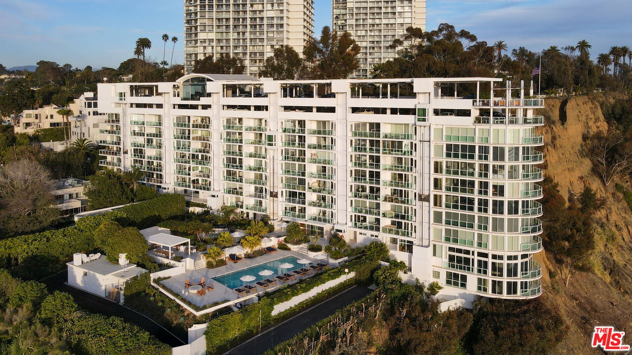 101 Ocean Ave Unit: D402