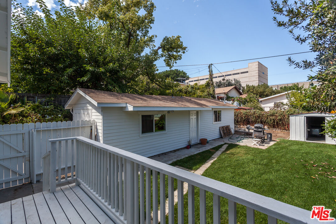 4115 Camero Ave