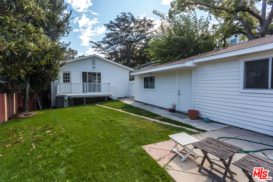 4115 Camero Ave