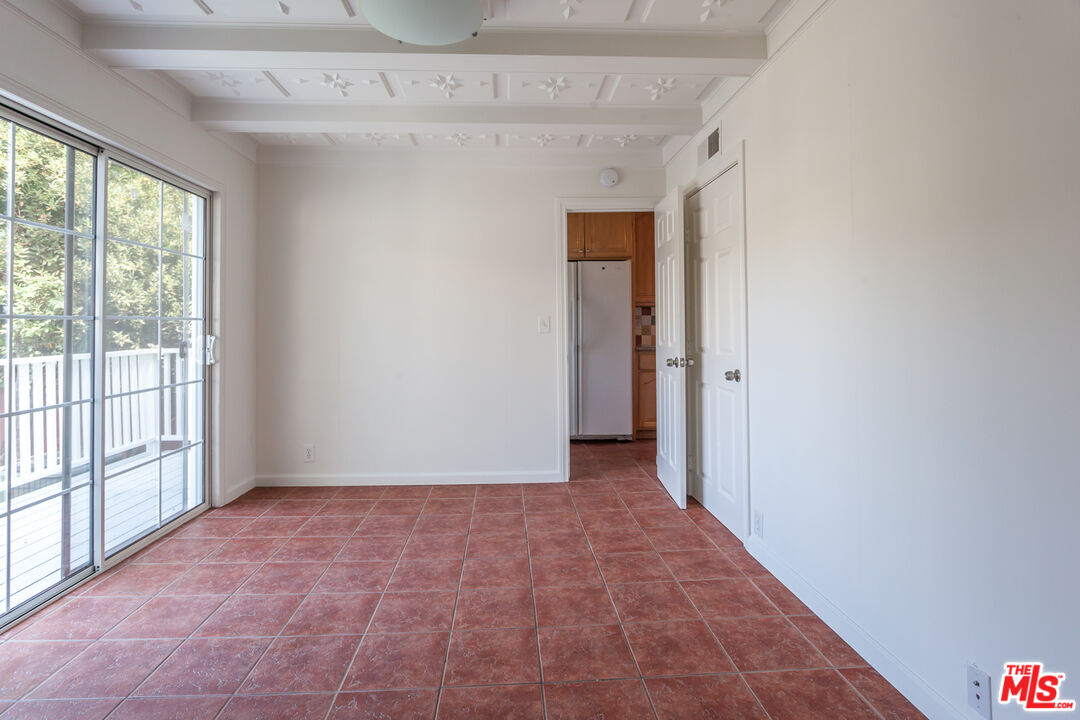 4115 Camero Ave