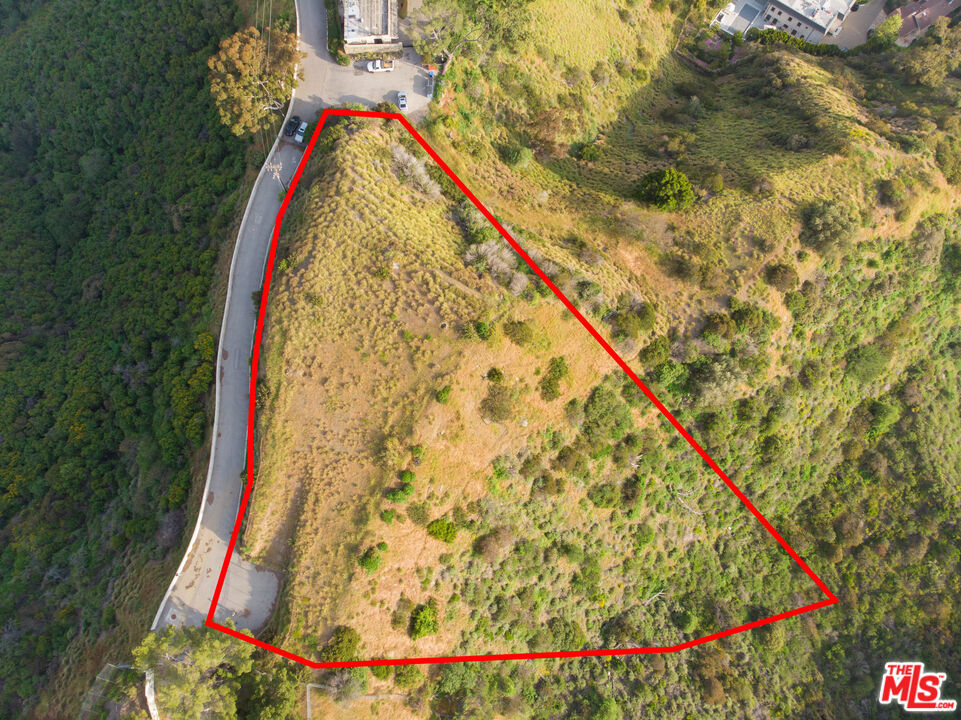 1785 Summitridge Drive