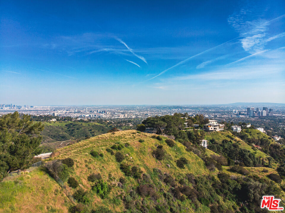 1785 Summitridge Drive