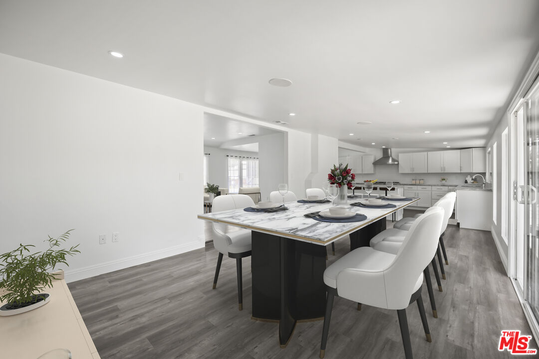23046 Leonora Dr