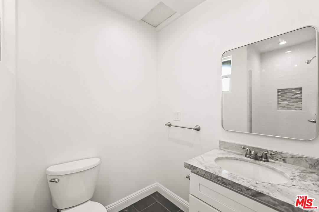 23046 Leonora Dr