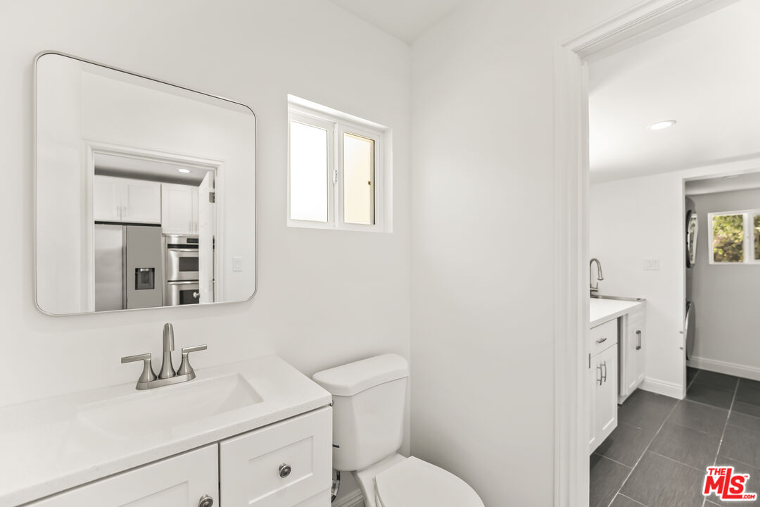 23046 Leonora Dr