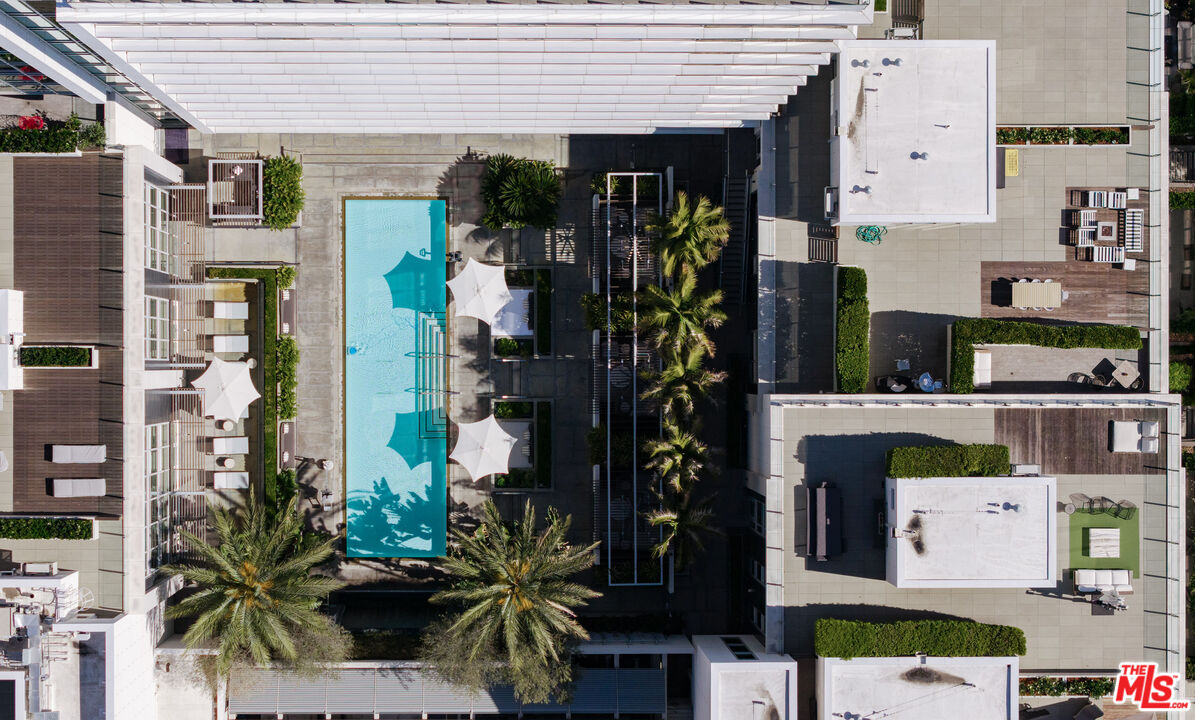 9000 W 3rd St Unit: 103