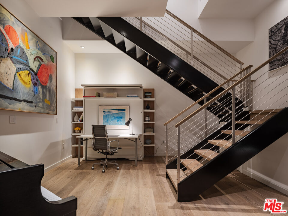 9000 W 3rd St Unit: 103