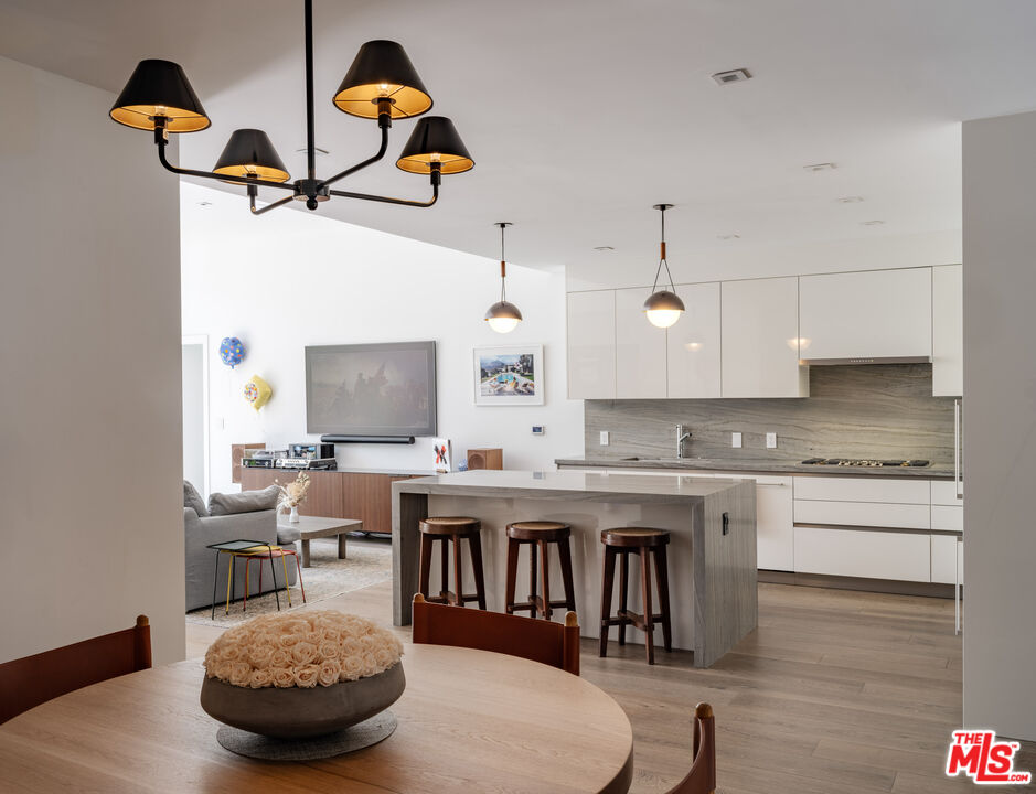 9000 W 3rd St Unit: 103