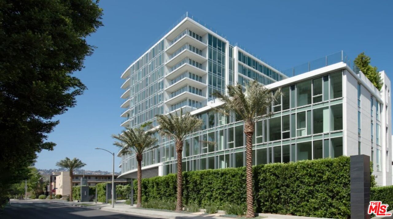 9000 W 3rd St Unit: 103
