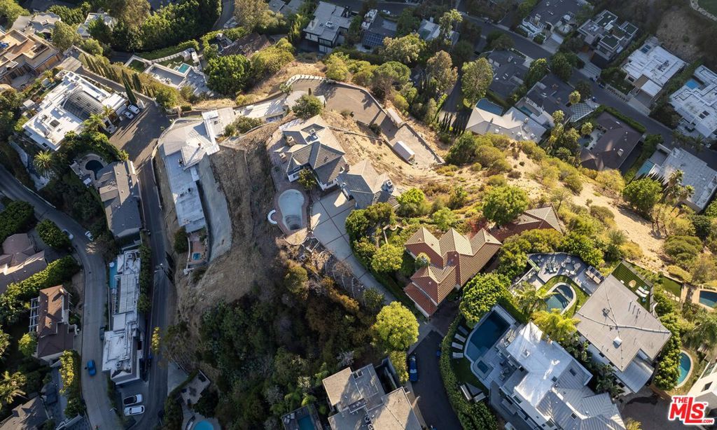 8900 Evanview Drive